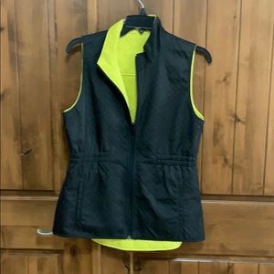 Black and yellow vest